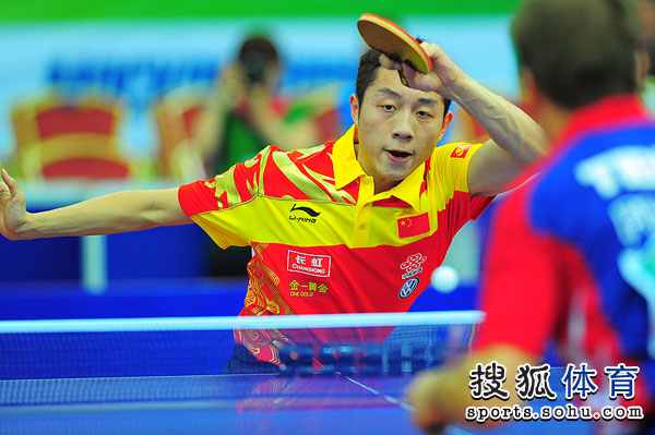奥地利队力克法国队,许昕统治全场 奥地利队力克法国队,许昕统治全场