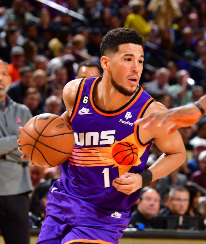 国王鏖战勇士，布克高光表现